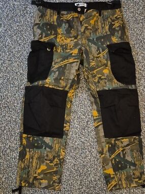 Monet Men's Camouflage Cargo Pants with Black Knee Panels